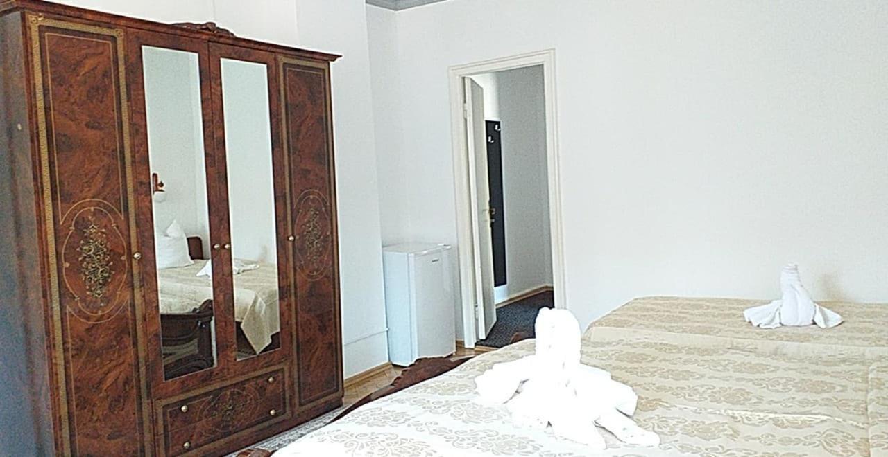 Vila Gabriel Sinaia Buitenkant foto