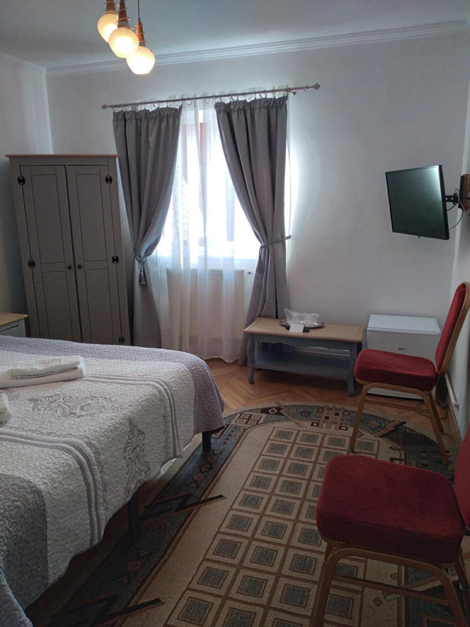 Vila Gabriel Sinaia Buitenkant foto